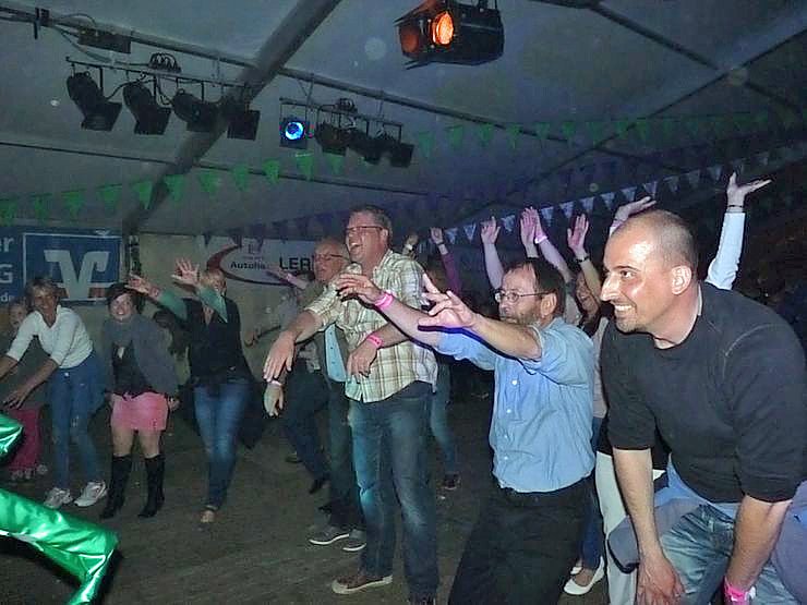 Wahl der Fliederk&ouml;nigin