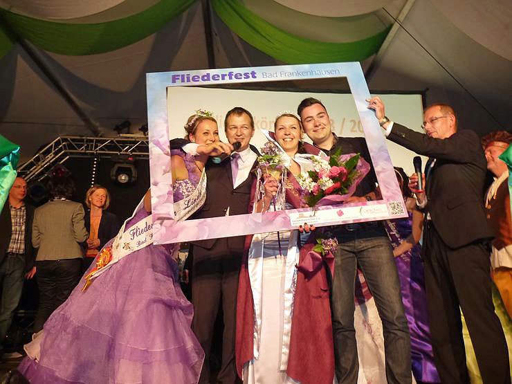 Wahl der Fliederk&ouml;nigin