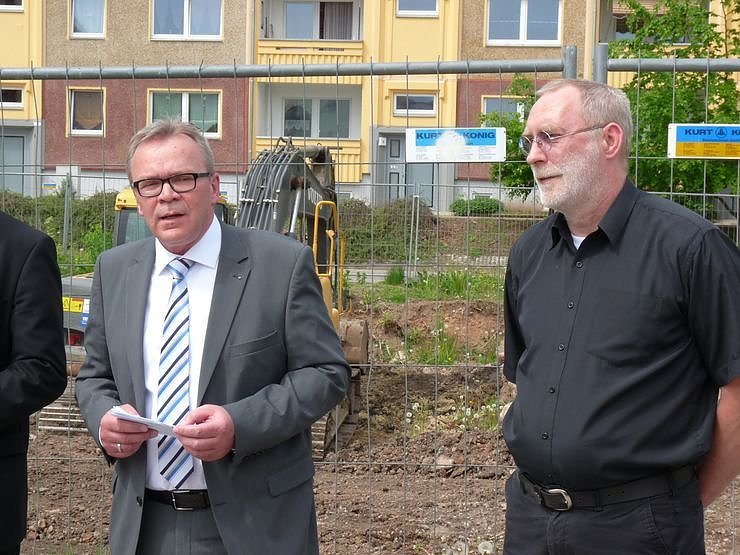 Spatenstich vollzogen