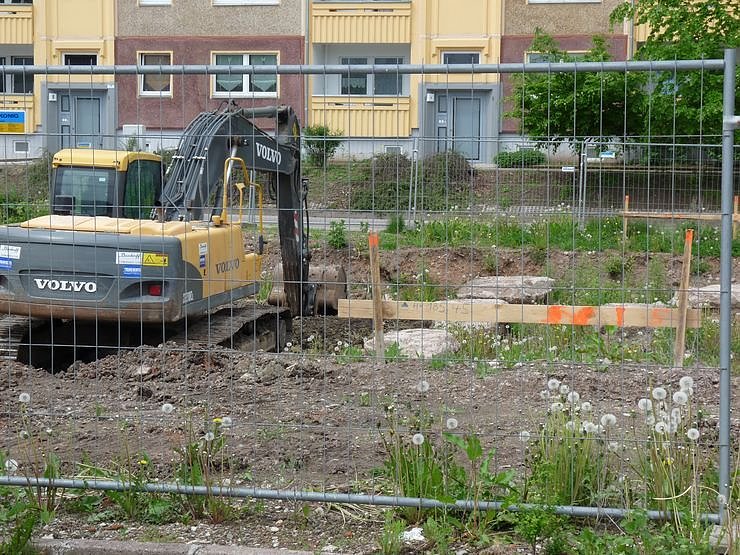 Spatenstich vollzogen