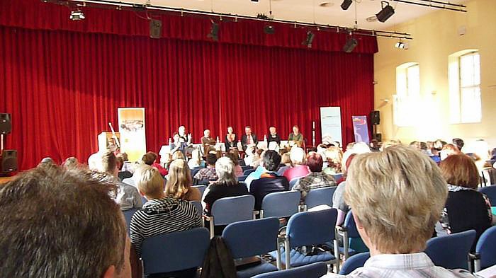 Lehrerpers&ouml;nlichkeiten gefordert