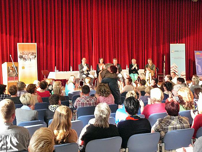 Kr&auml;ftig gesungen