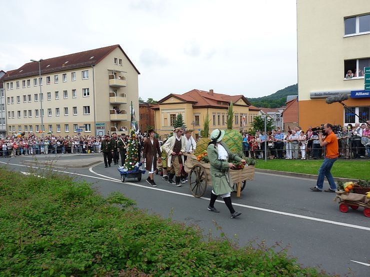 Gro&szlig;er Festumzug zum Th&uuml;ringentag