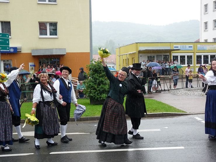 Gro&szlig;er Festumzug zum Th&uuml;ringentag