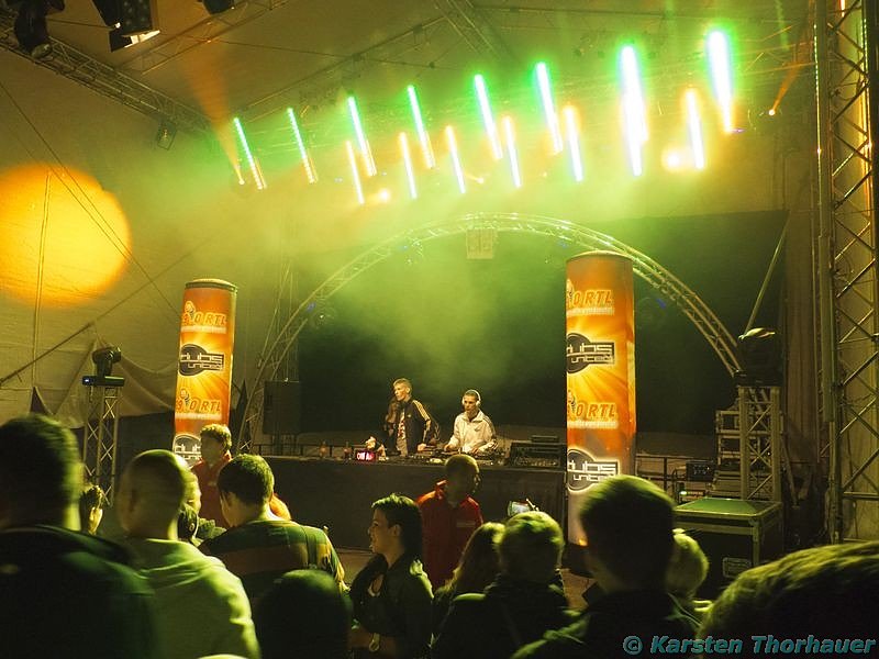 Party an der Schachtstra&szlig;e