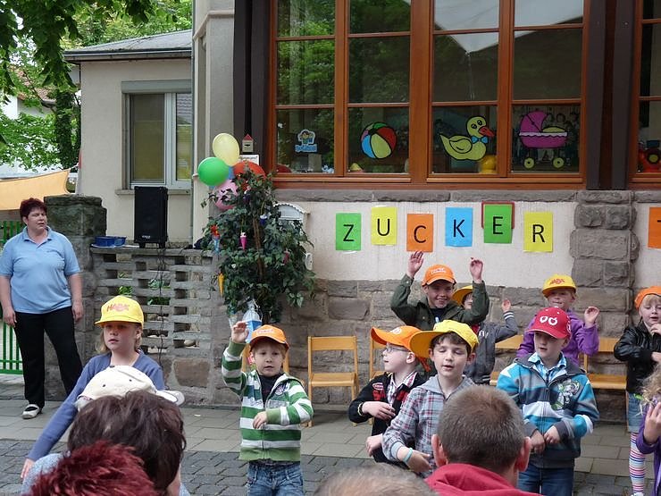 Tanz unterm Zuckert&uuml;tenbaum