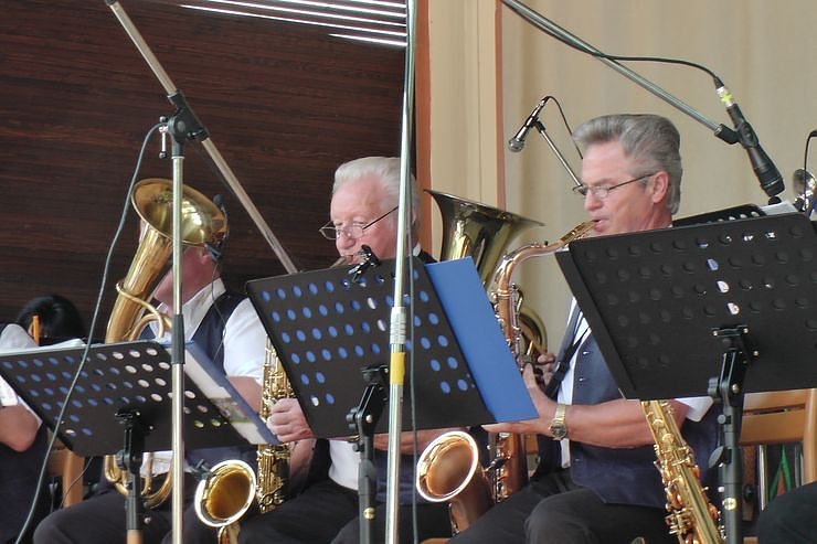 Flucht in den Schatten,