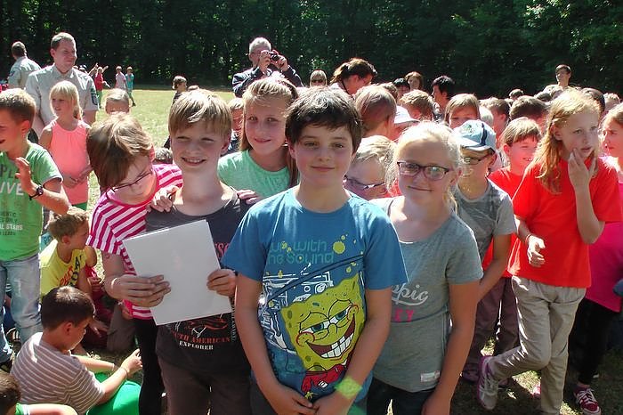 Die Naturentfremdung unserer Gesellschaft, vor allem der Kinder und Jugendlichen, nehmen immer weiter zu. Eine Gegenpol, der den Kindern auch noch Spa&szlig; macht, sind die Waldjugendspiele.   Auch wenn Sp