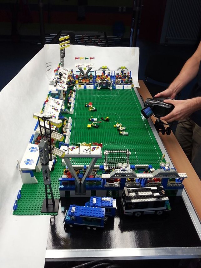 Euer Bolzplatz gegen Rechts