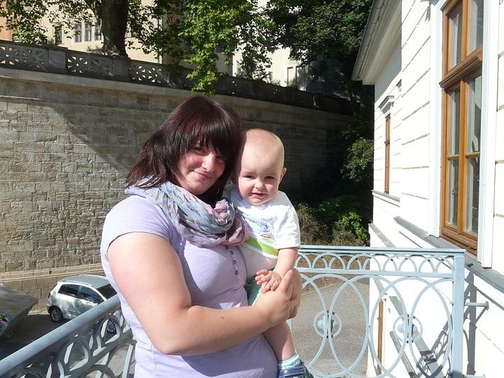 Babylachen im Landratsamt