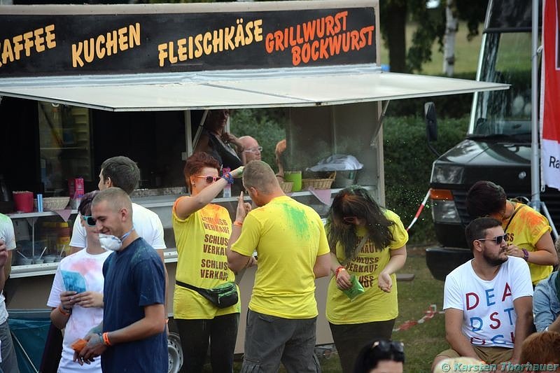 Holi-Festival am Stausee