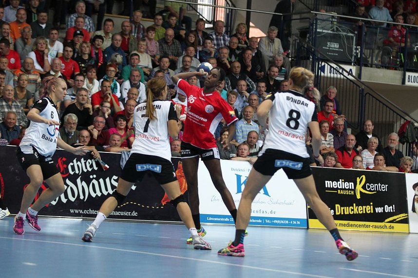 THC gewinnt den CL-Auftakt