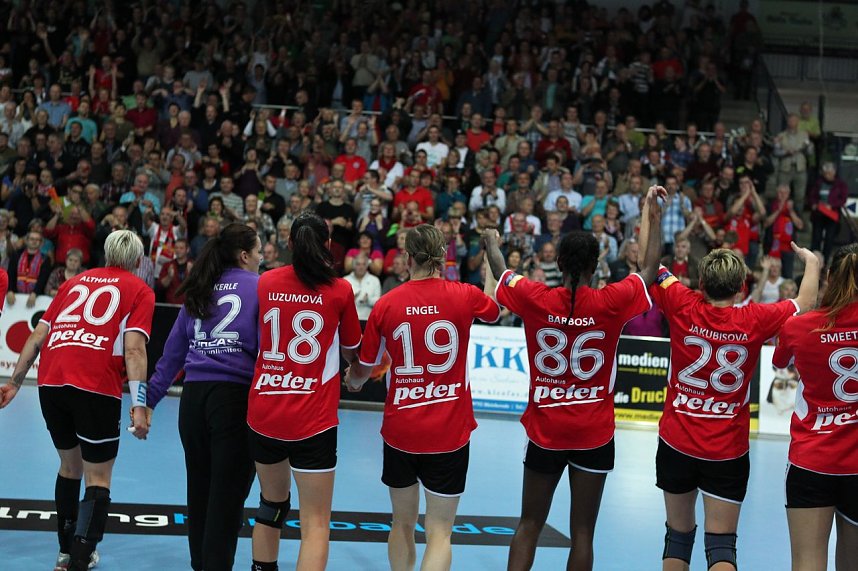 THC gewinnt den CL-Auftakt