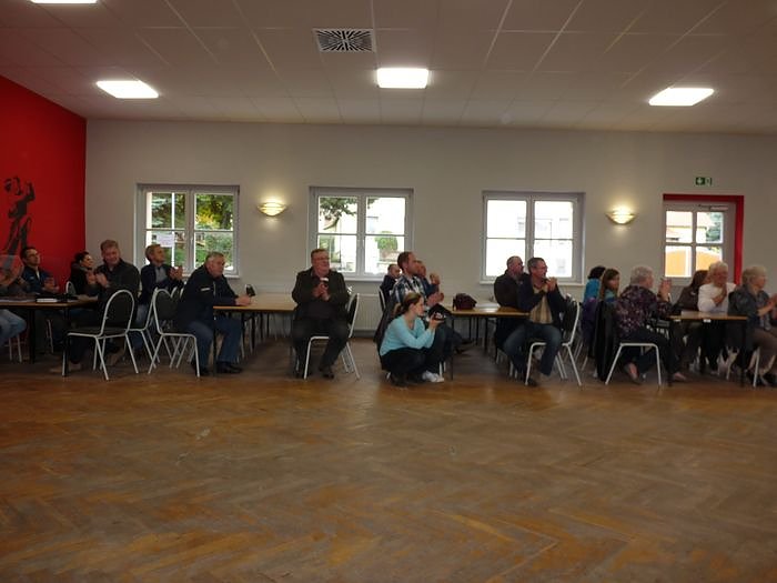 Saal feierlich eingeweiht