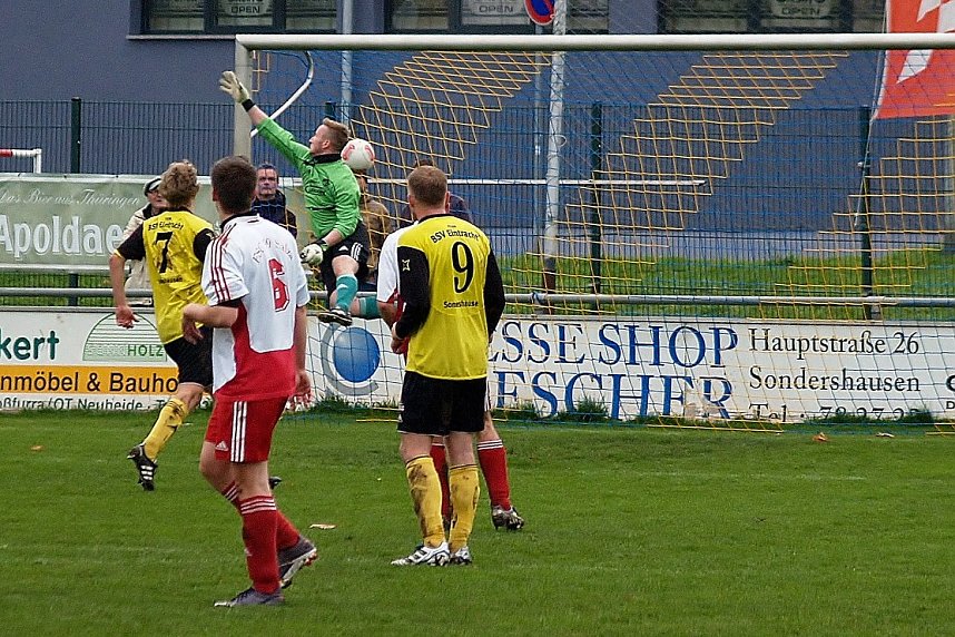 Salza gewinnt bei Eintracht-Reserve