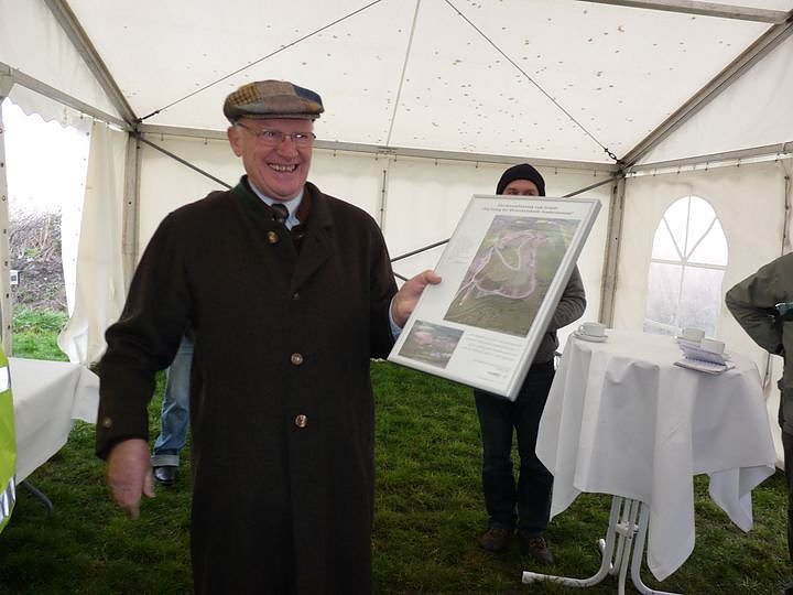 Begr&uuml;nung der R&uuml;ckstandshalde