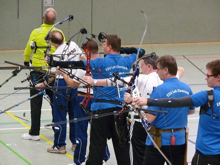 Adventsturnier im Bogenschie&szlig;en