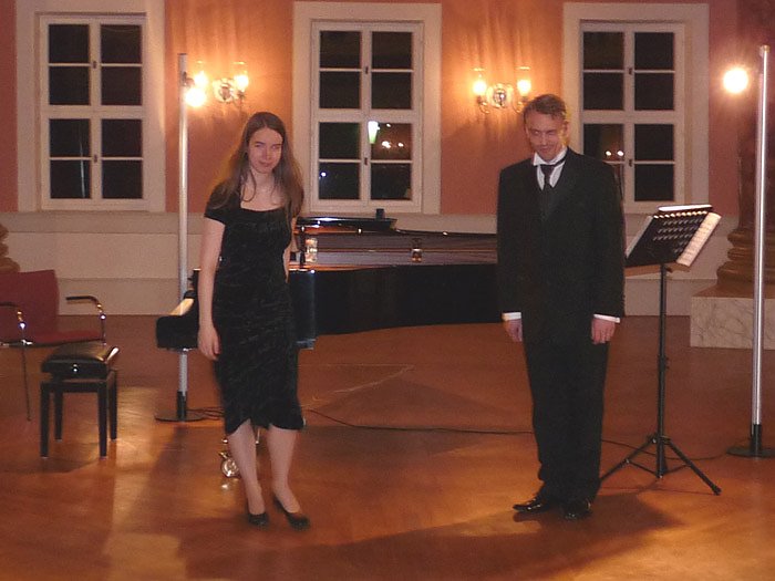 Konzert f&uuml;r neuen Fl&uuml;gel