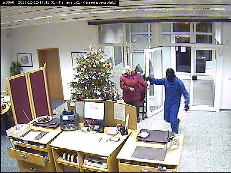 Bank&uuml;berfall in Ro&szlig;leben