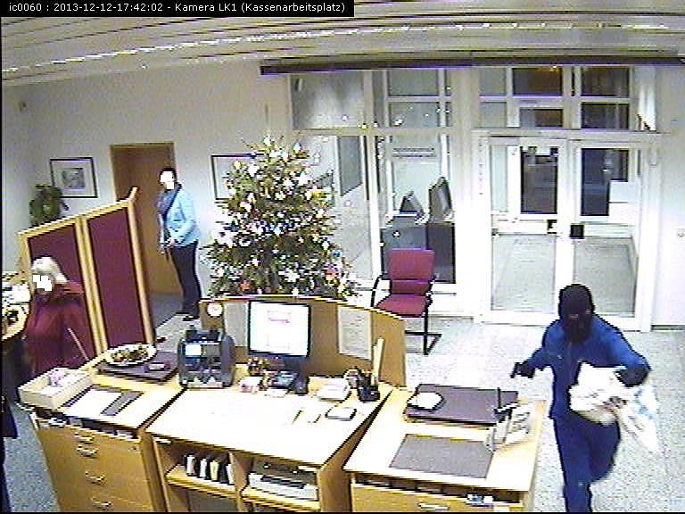 Bank&uuml;berfall in Ro&szlig;leben