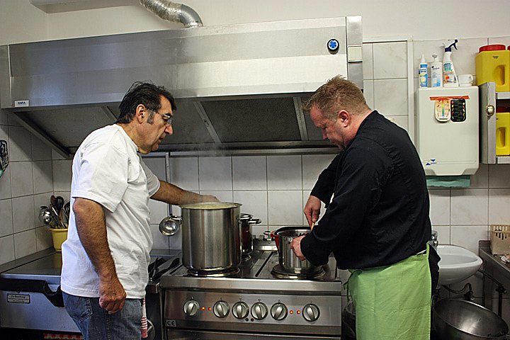 Weihnachtskochen der LINKEN