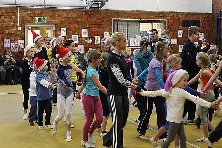 Jubil&auml;ums Weihnachtsturnen (1)