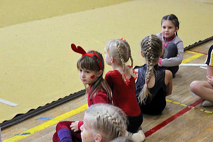 Jubil&auml;ums Weihnachtsturnen (1)