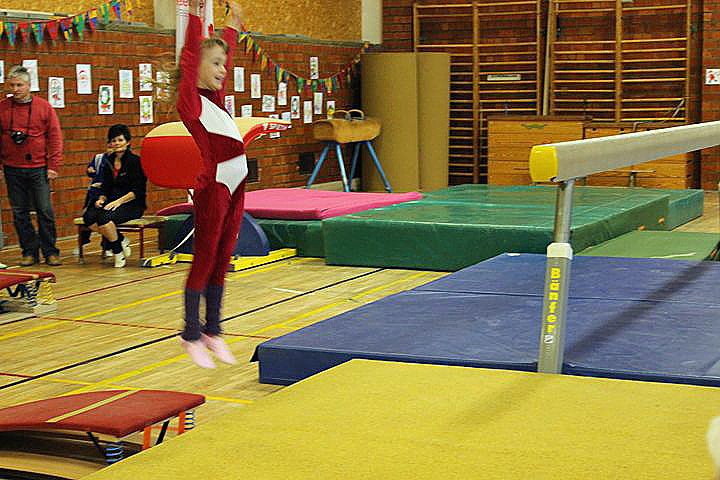 Jubil&auml;ums Weihnachtsturnen (1)