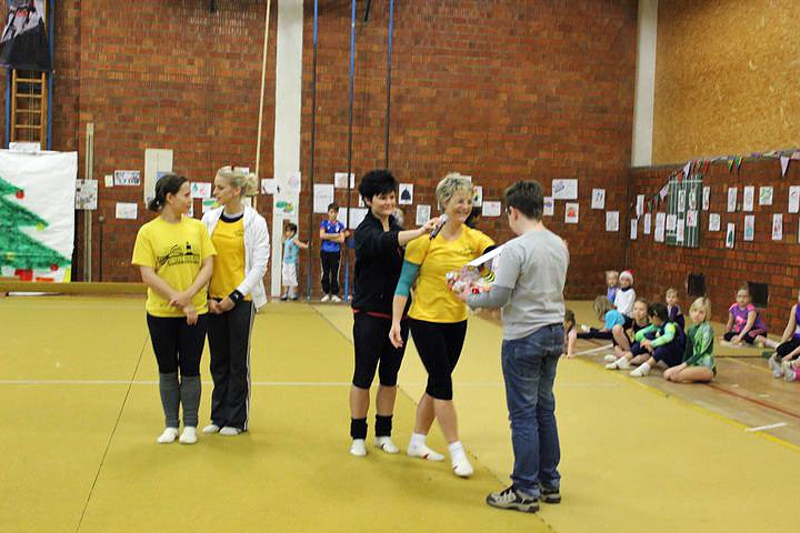 Jubil&auml;ums Weihnachtsturnen (1)