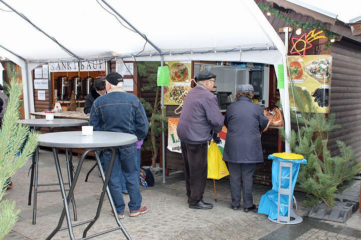 Weihnachtsmarkt gestartet