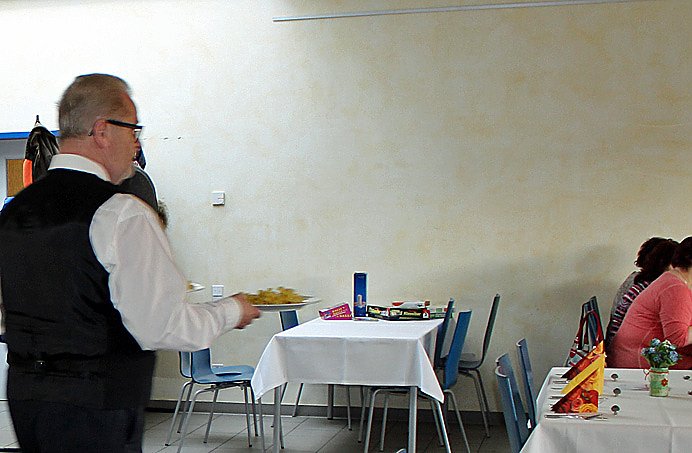 Restaurant des Herzens hatte ge&ouml;ffnet