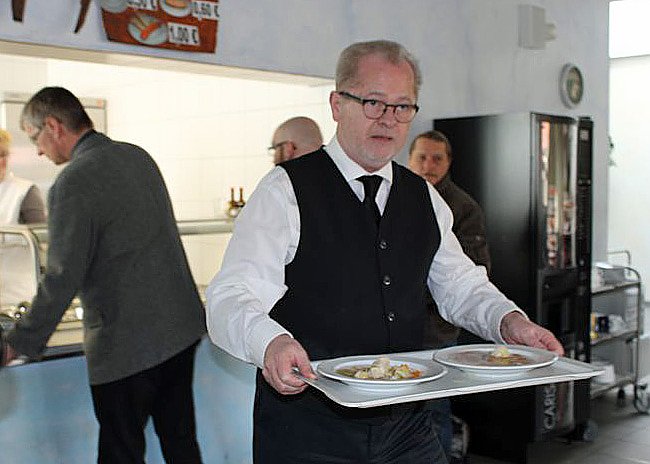 Restaurant des Herzens hatte ge&ouml;ffnet