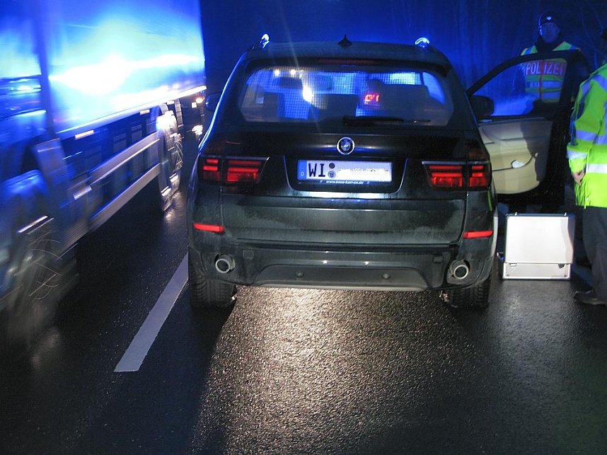 Gestoppt und gefl&uuml;chtet