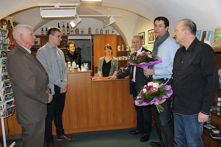 Am Vormittag fand in kleinem festlichen Rahmen die Wiederer&ouml;ffnung der Touristinformation Bad Frankenhausen statt. Nach Insolvenz des Tourismusverbandes Kyffh&auml;user (TVK) musste hier eine neue Regelung