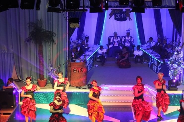 Blau-Wei&szlig; toppt den Ballermann