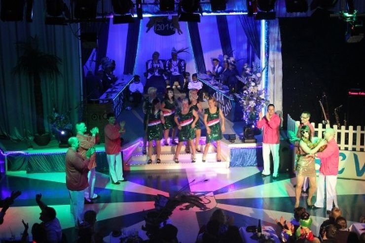 Blau-Wei&szlig; toppt den Ballermann (2)