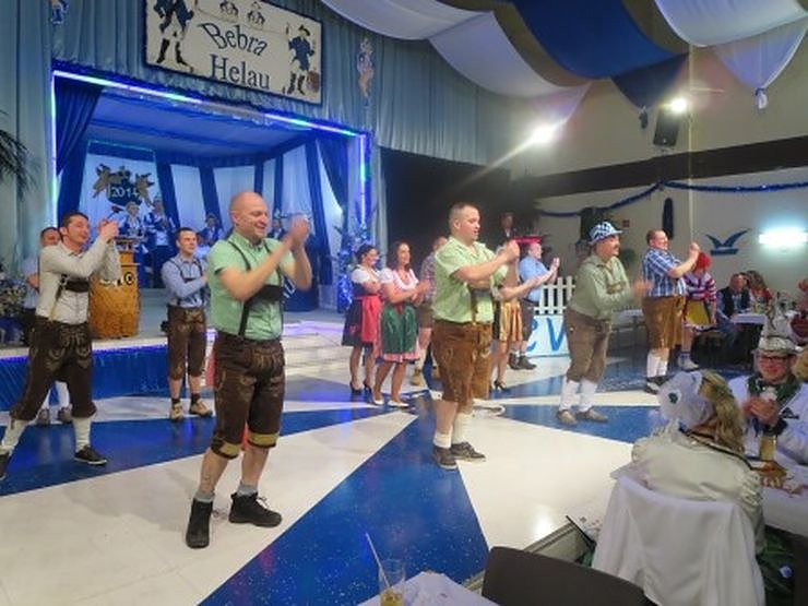 Blau-Wei&szlig; toppt den Ballermann (2)