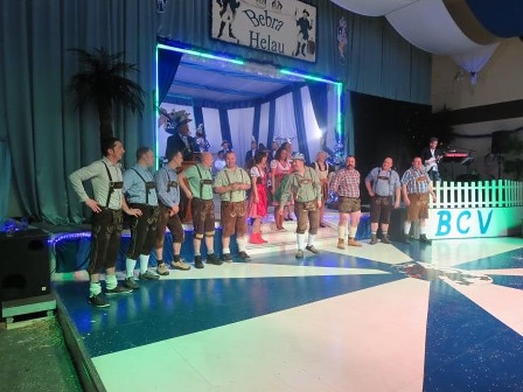 Blau-Wei&szlig; toppt den Ballermann (2)