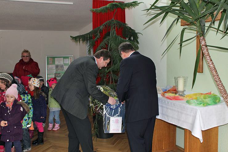 Zahlreiche Gratulanten kamen