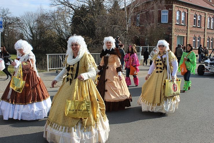 Rosensonntagsumzug in Bad Frankenhausen