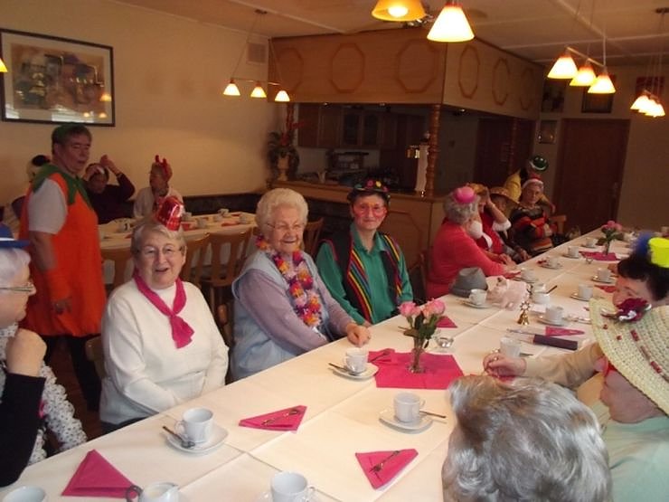 WB 4 lie&szlig; im Fasching die Sau raus