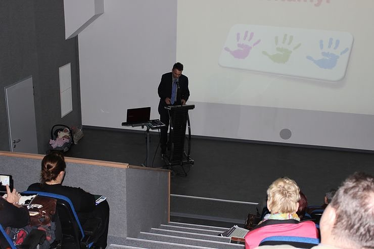 Sozialkonferenz begonnen