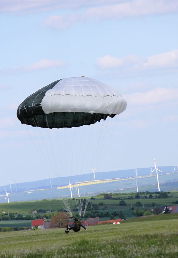 Springen und Fliegen in Udersleben