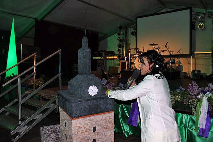 Wahl der Fliederk&ouml;nigin