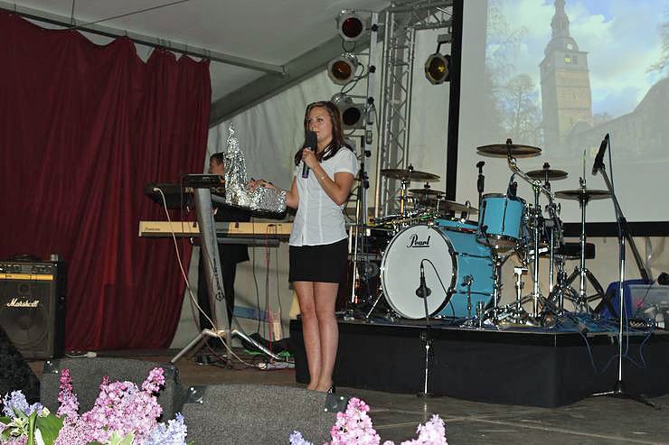 Wahl der Fliederk&ouml;nigin