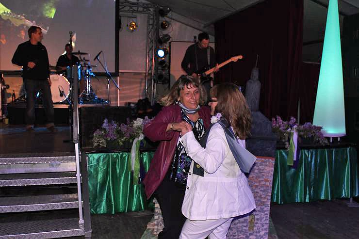 Wahl der Fliederk&ouml;nigin