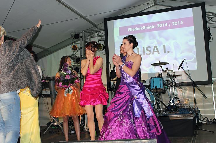 Wahl der Fliederk&ouml;nigin