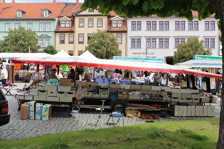 Fliederfest mit Markt
