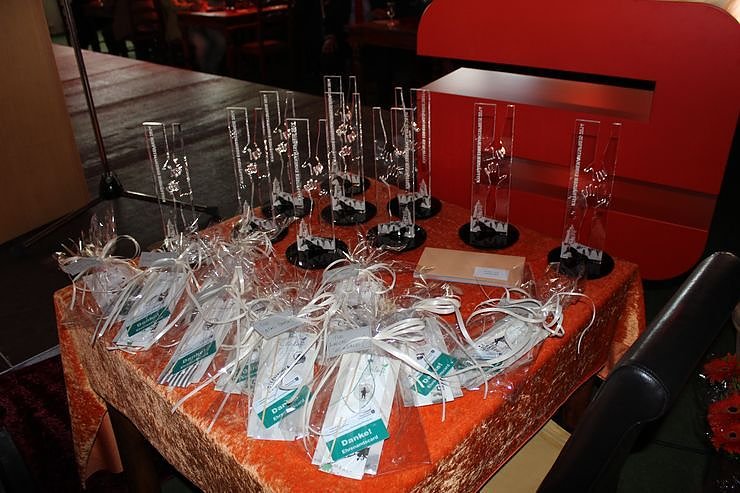 Erste Ehrenamtcards vergeben