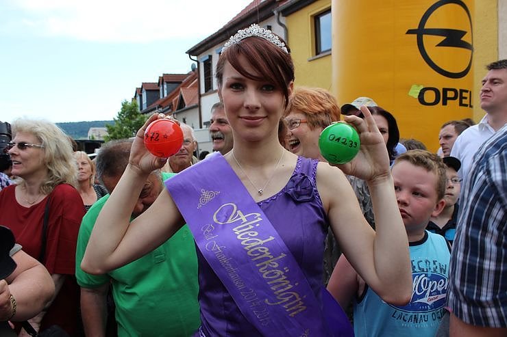 &Uuml;ber 3.000 B&auml;lle rollten 